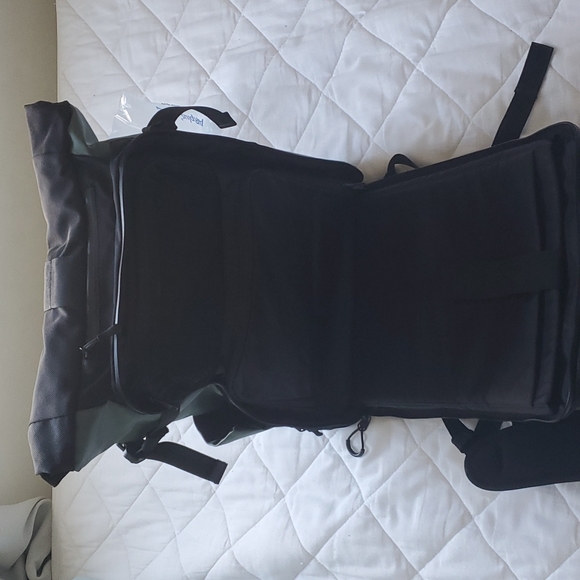 WANDRD camera backpack - Picture 3 of 7